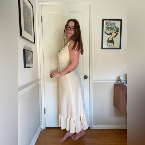 70s Vintage Cream Knit Maxi Dress w embroidered neckline - Picture 3 of 10